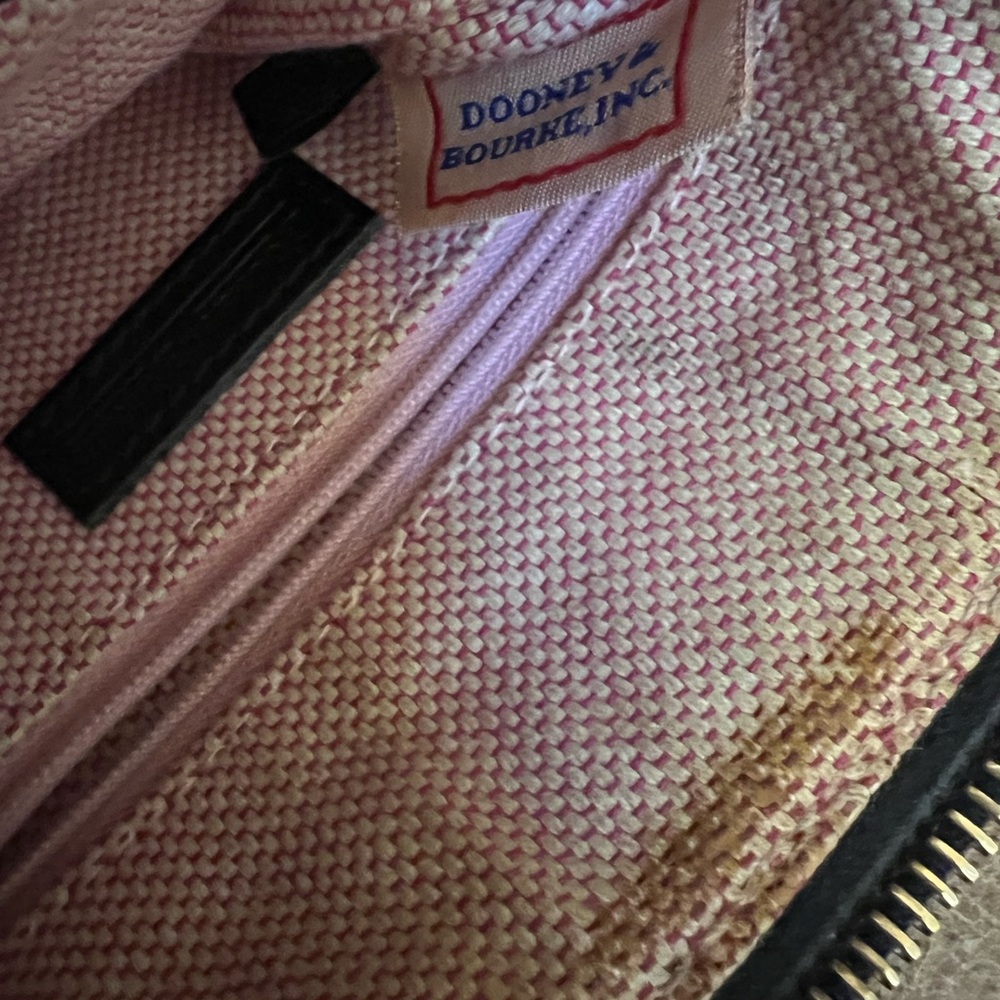 Dooney & Bourke crossbody.  Leather. Black. Silver hardware. - Picture 3 of 6
